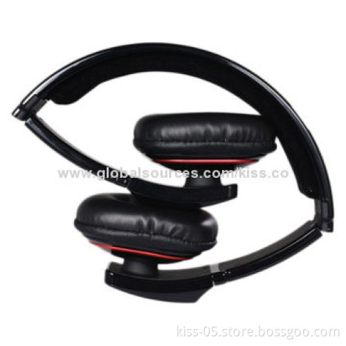 Bluetooth headphones with 20Hz to 20kHz frequency response range